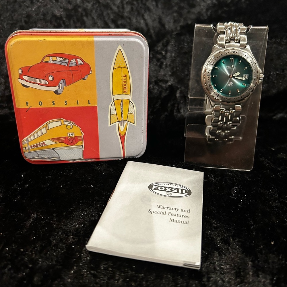 Fossil Blue Stainless Steel Green Dial AM-3482 Women’s Watch w/ Original Tin